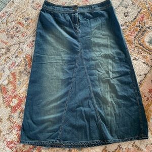 NY JEANS denim skirt made by New York & Co.